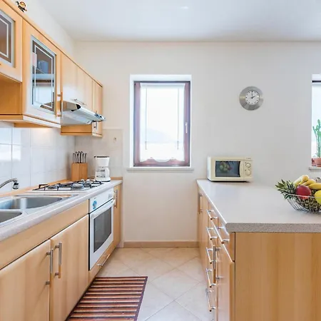 Holiday home Cozy In With Kitchen *