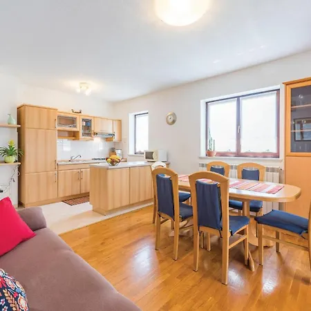 Holiday home Cozy In With Kitchen *